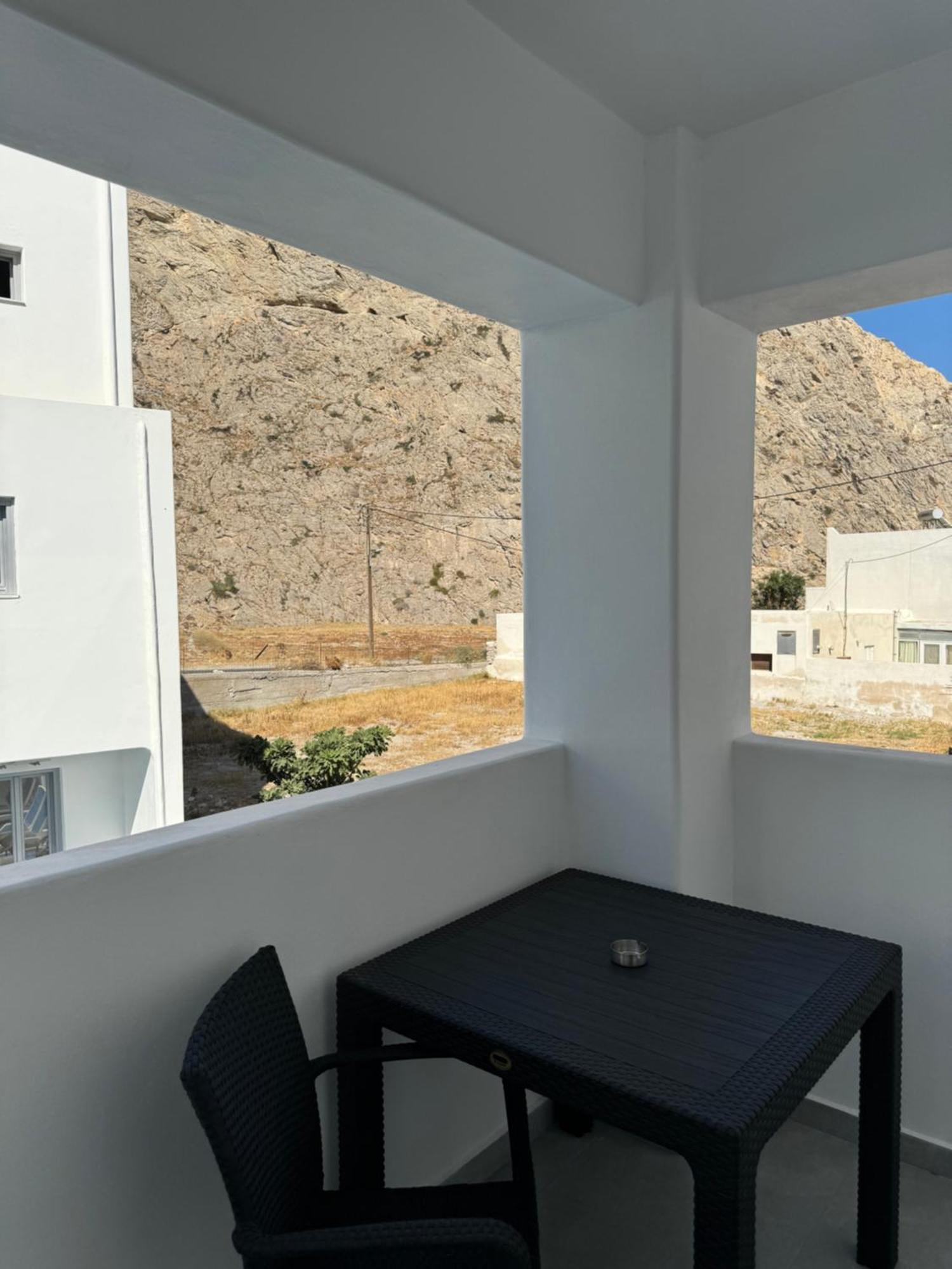 Aparthotel Angelo Estate Santorini à Períssa Extérieur photo