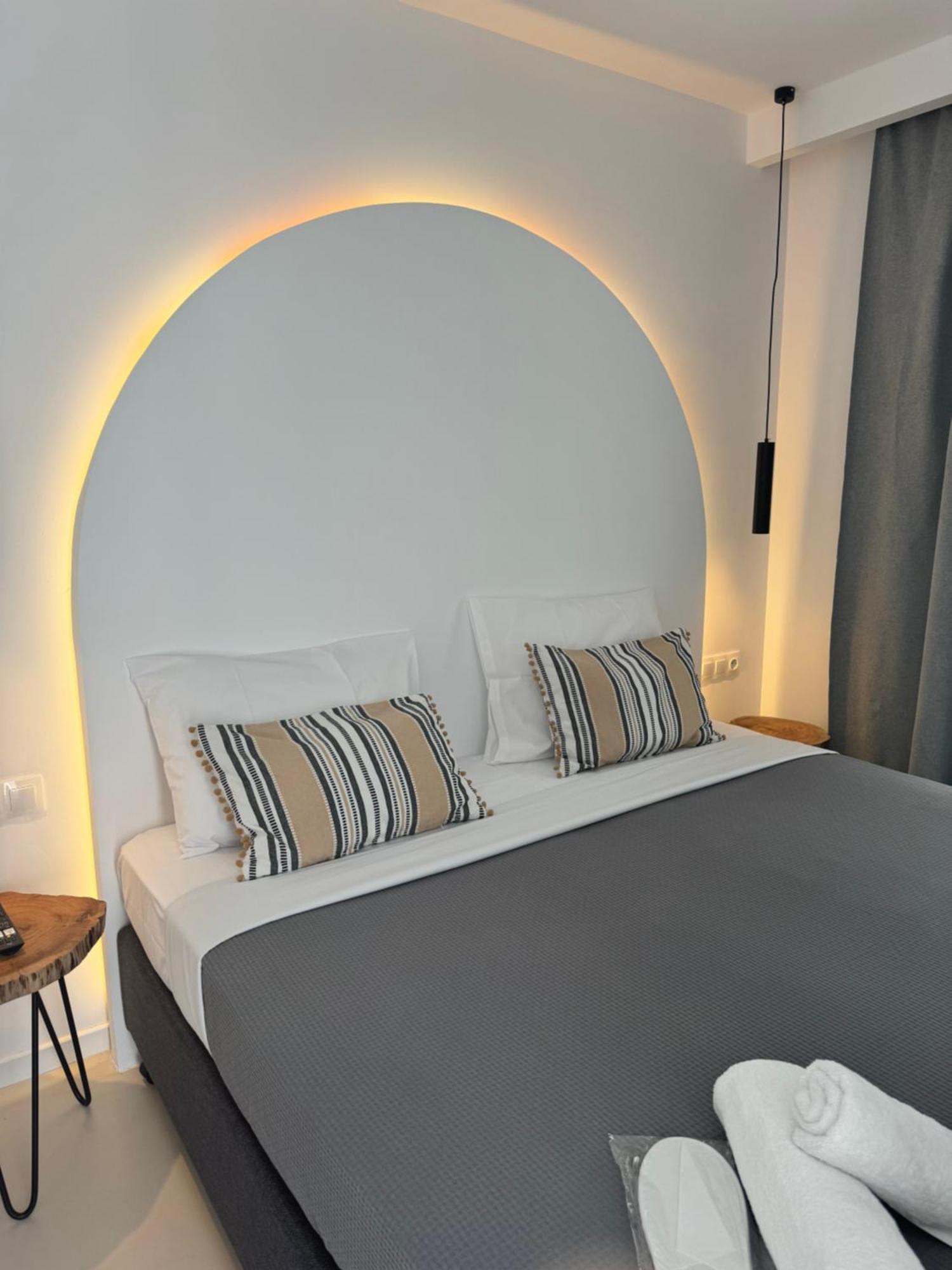 Aparthotel Angelo Estate Santorini à Períssa Extérieur photo